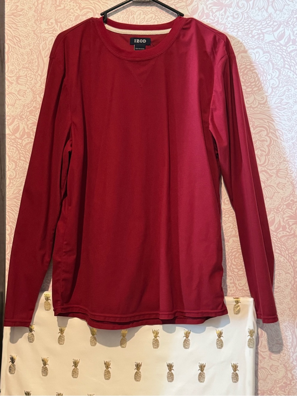 Izod mens Long-Sleeve Crewneck Top - Burgundy/Red